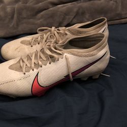 Mercurial Vapor 13 Pro Soccer Cleats
