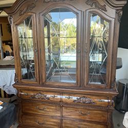 Solid Wood China Cabinet 
