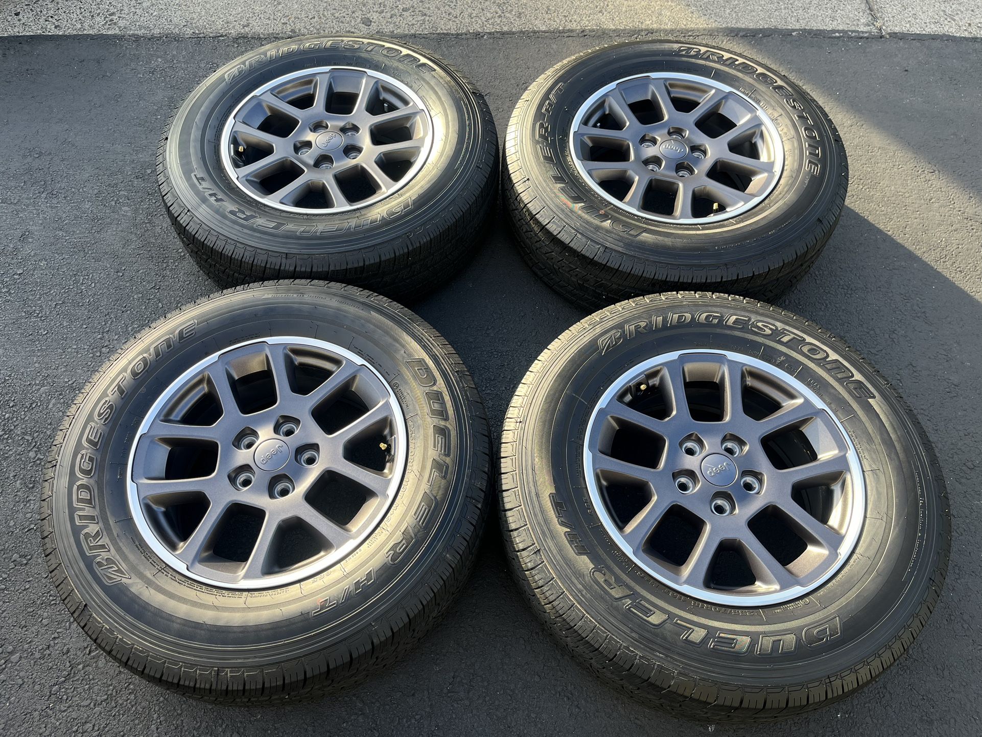 (4) 18” Jeep Gladiator Rubicon Wheels 255/70R18 Bridgestone - $550