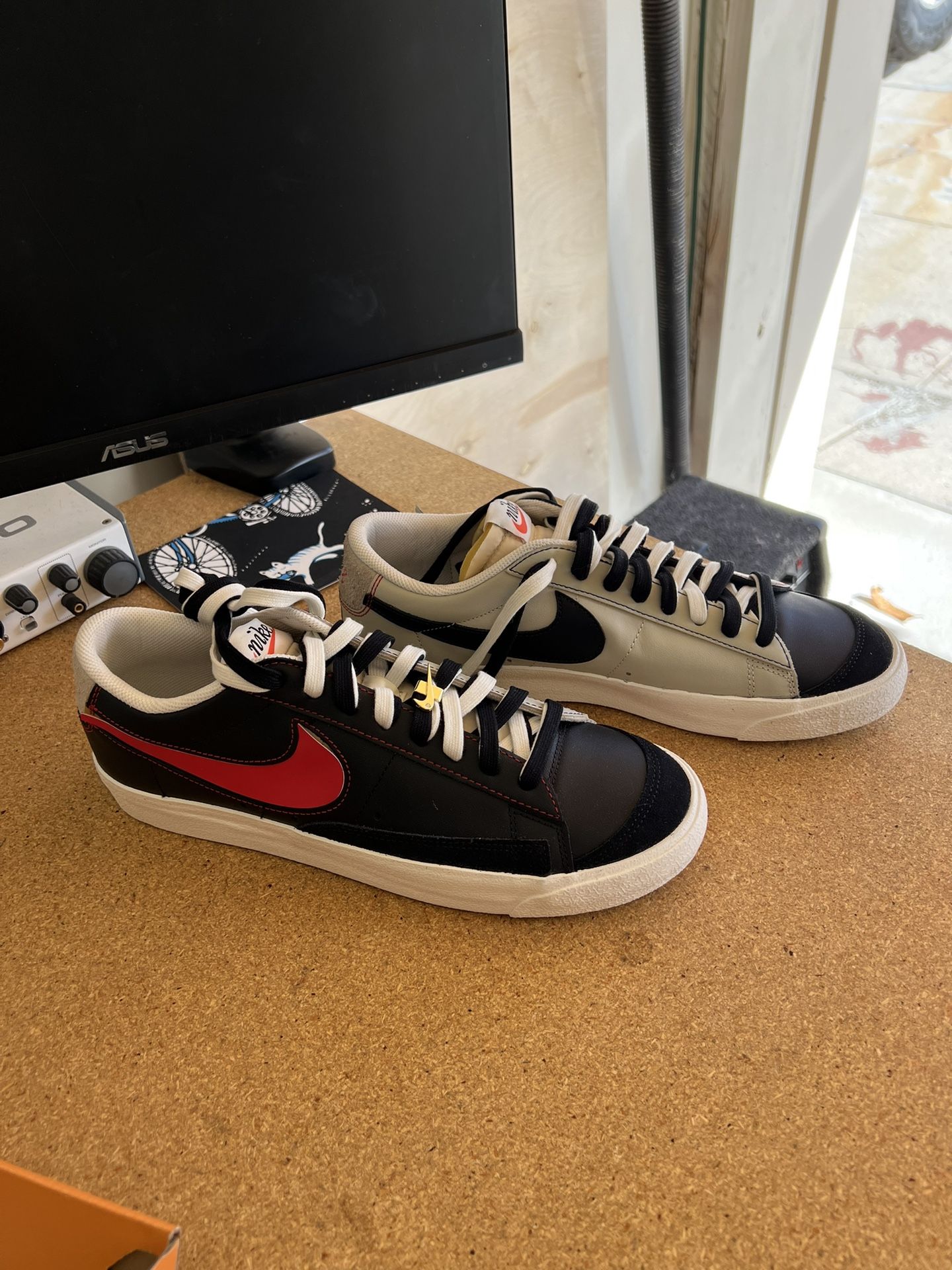 nike blazer low '77 premium removable swoosh