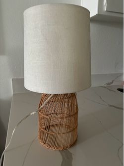 Wicker lamp