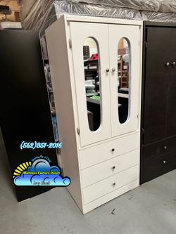 White tall closet with mirror new ropero armoire bonito Nuevo