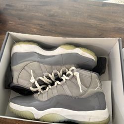 Jordan 11 Retro” Cool Grey” Size 7.5 