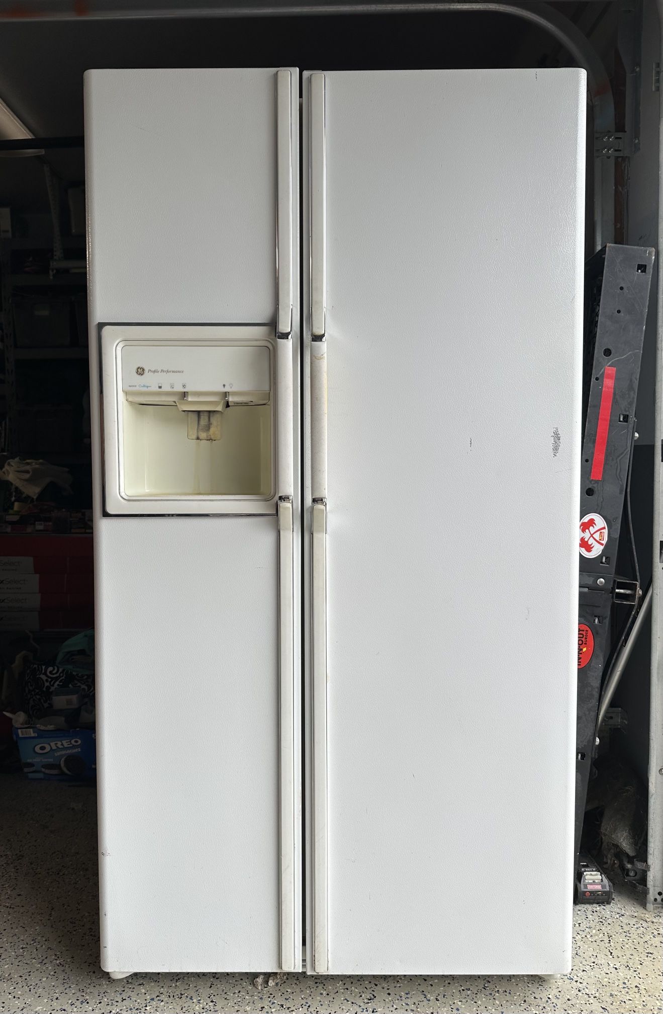 GE Profile Fridge With Ice Maker
