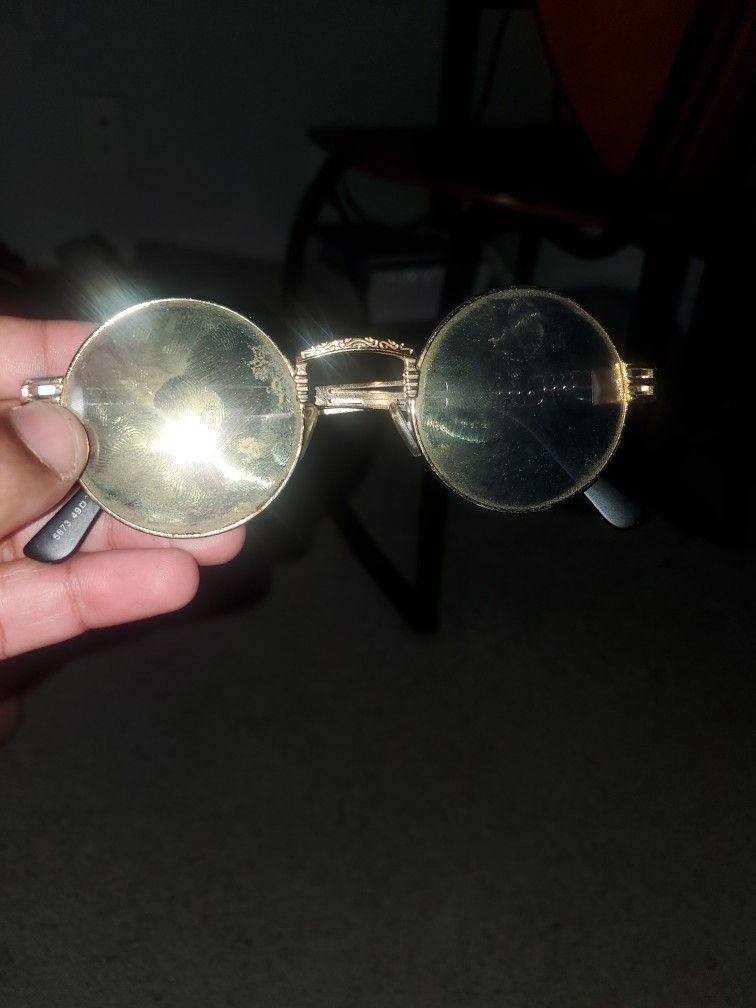 STYLISH GLASSES
