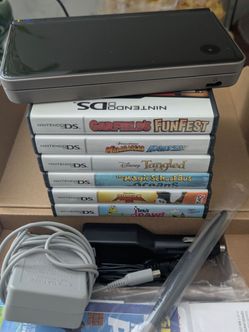 Nintendo DS i XL + 6 Games, like new & original package