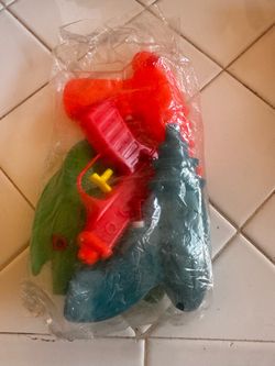 Small Plastic Toy Water Guns Set