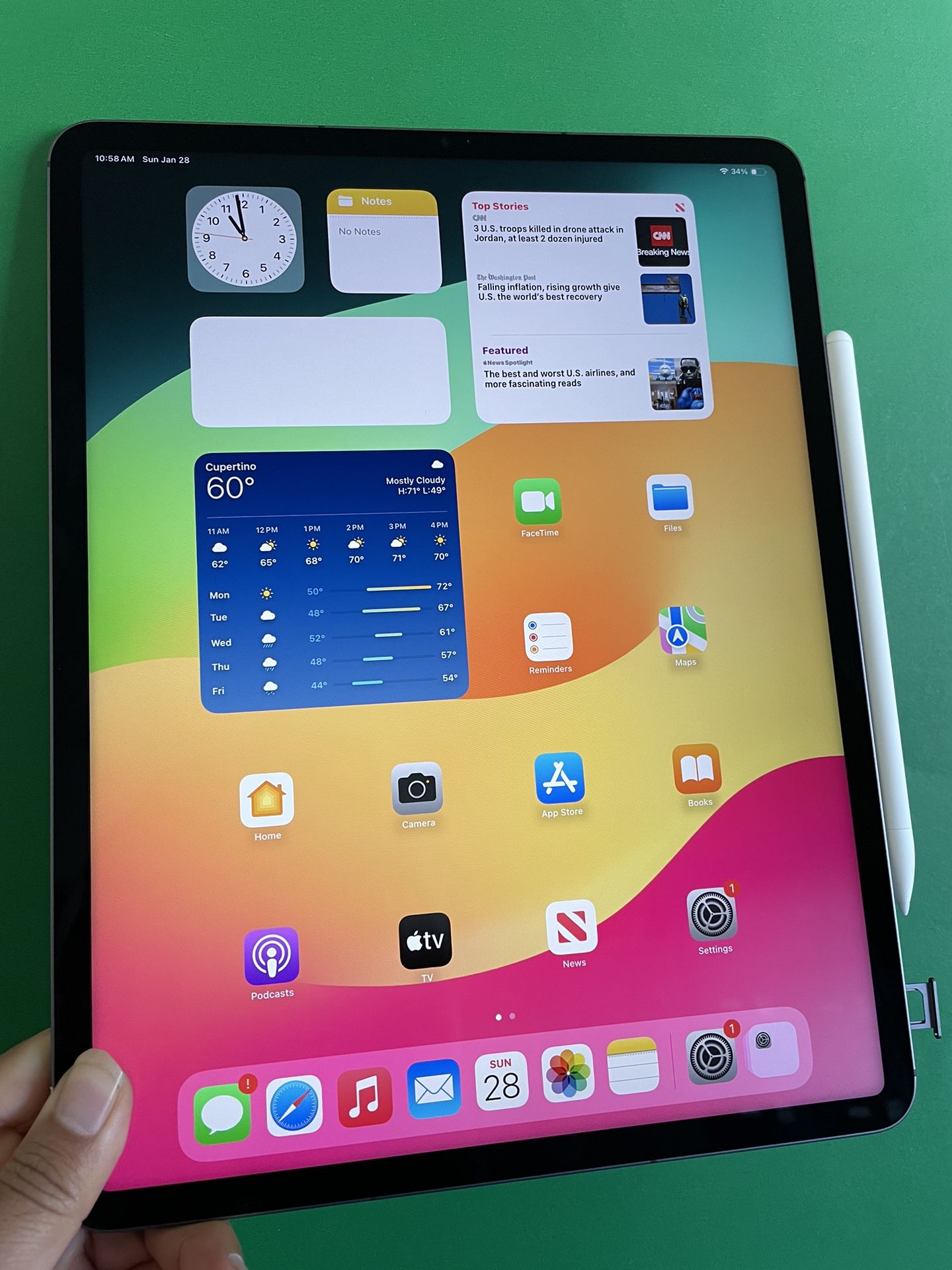 512GB Apple IPad Pro 12.9” 6th Generation (Latest 2022 / M2 chip 