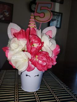 Unicorn center pieces