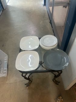 9 items mixed lot plates