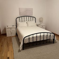 New Queen Metal Bed