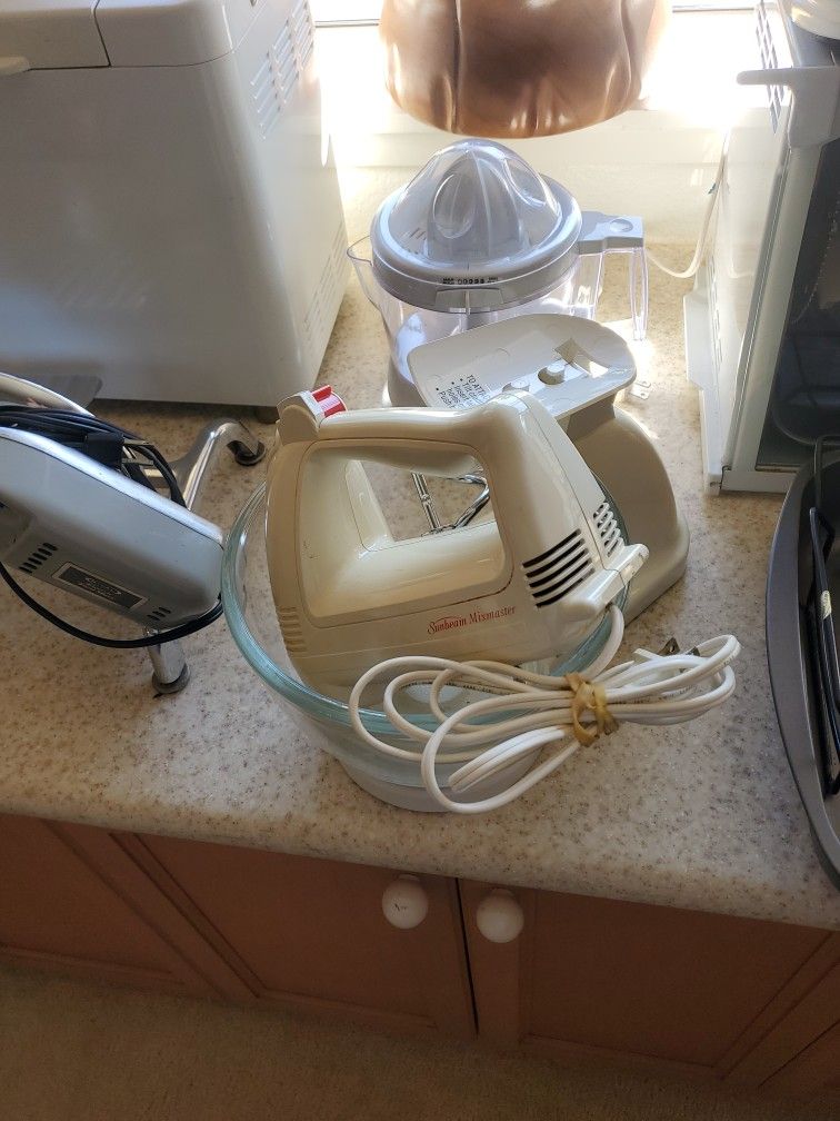 Sunbeam standing mixer