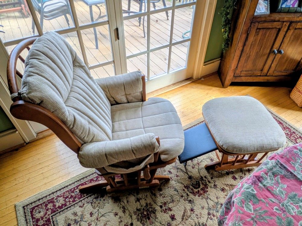 Glider w/ Multi-Position Recline & Ottoman by Dutailier. Excellent Condition & Comfort.