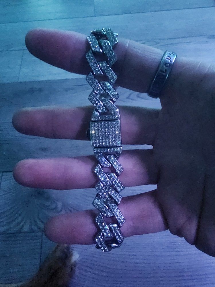 Diamond Studded Dog Collar Bling