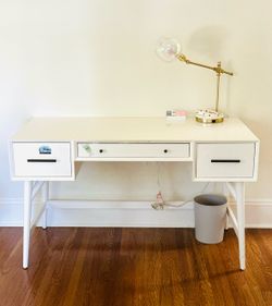 PotterBarn Teen Complete  Desk Set Up