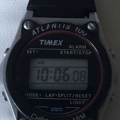 Vintage Timex Atlantis 100 Digital Indiglo Chrono Alarm Watch 392 K Cell for Sale in Sacramento CA OfferUp