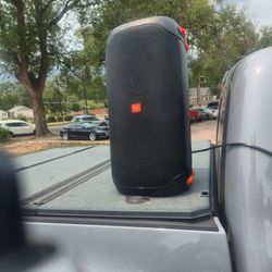 JBL 110