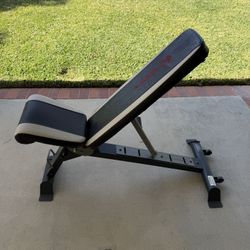 Adjustable Weight Bench