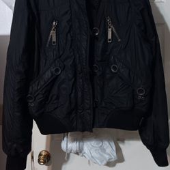 Cute Ladies Short Black Jacket W/ Hood..size..3XL