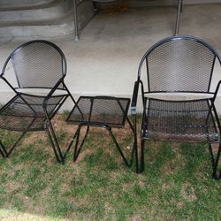 Iron Outdoor Patio Furniture Set 2 chairs 1 table 16" x 12.5" x 17" tall