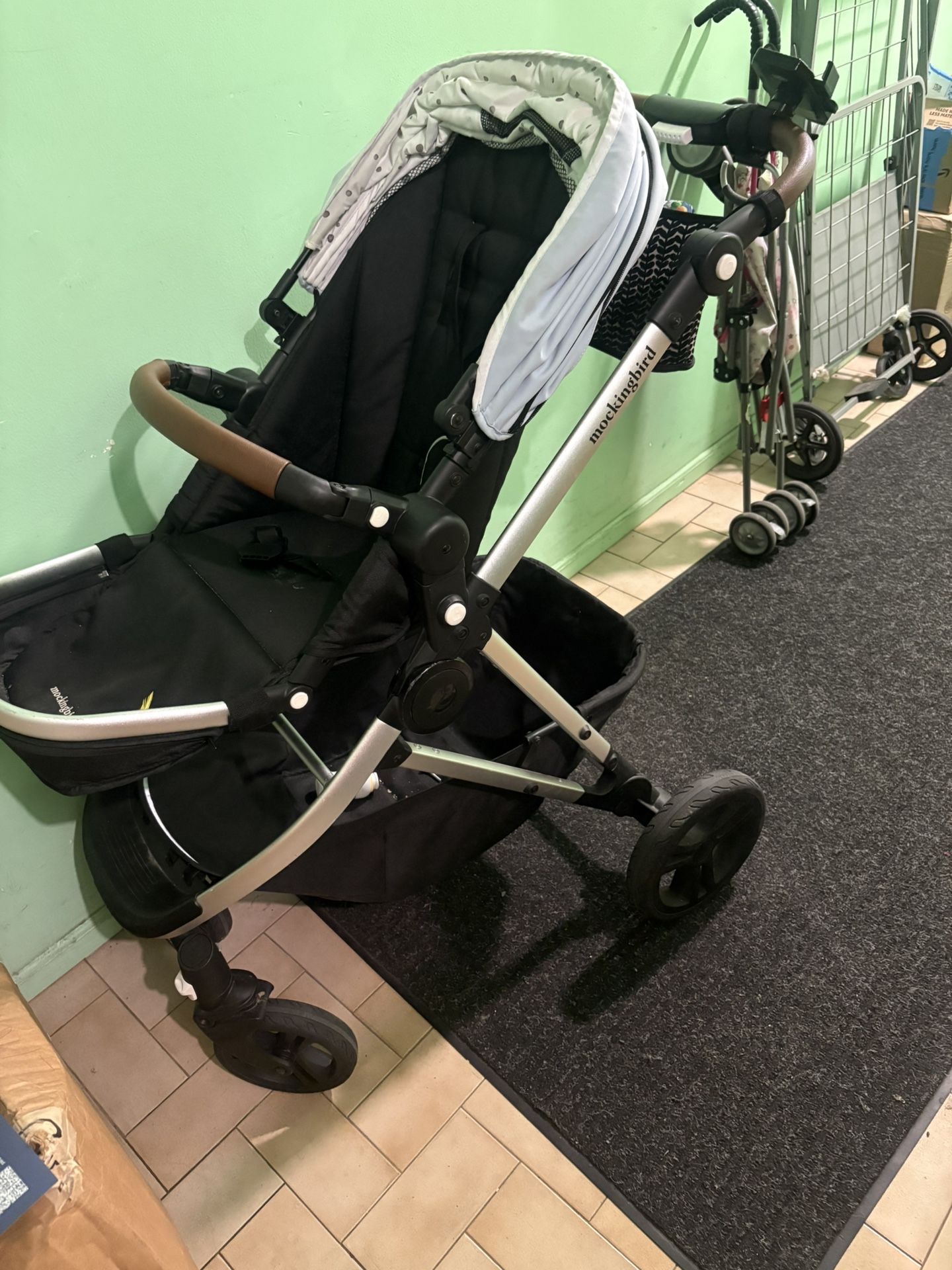 Mocking Bird Stroller