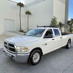 2013 Dodge., Ram., 2500 Long Bed Pickup Truck 6/Speed manual Diesel