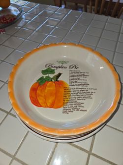 Pie baking dish with recipe