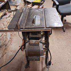 Table saw older cast model (Penncraft)