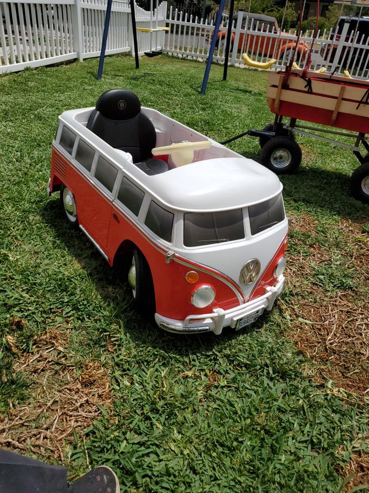Vw bus hot sale kid car