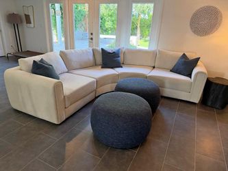 Curved Sectional Sofa and 2 Ottomans