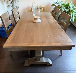 Dining Table w/ 4 Chairs