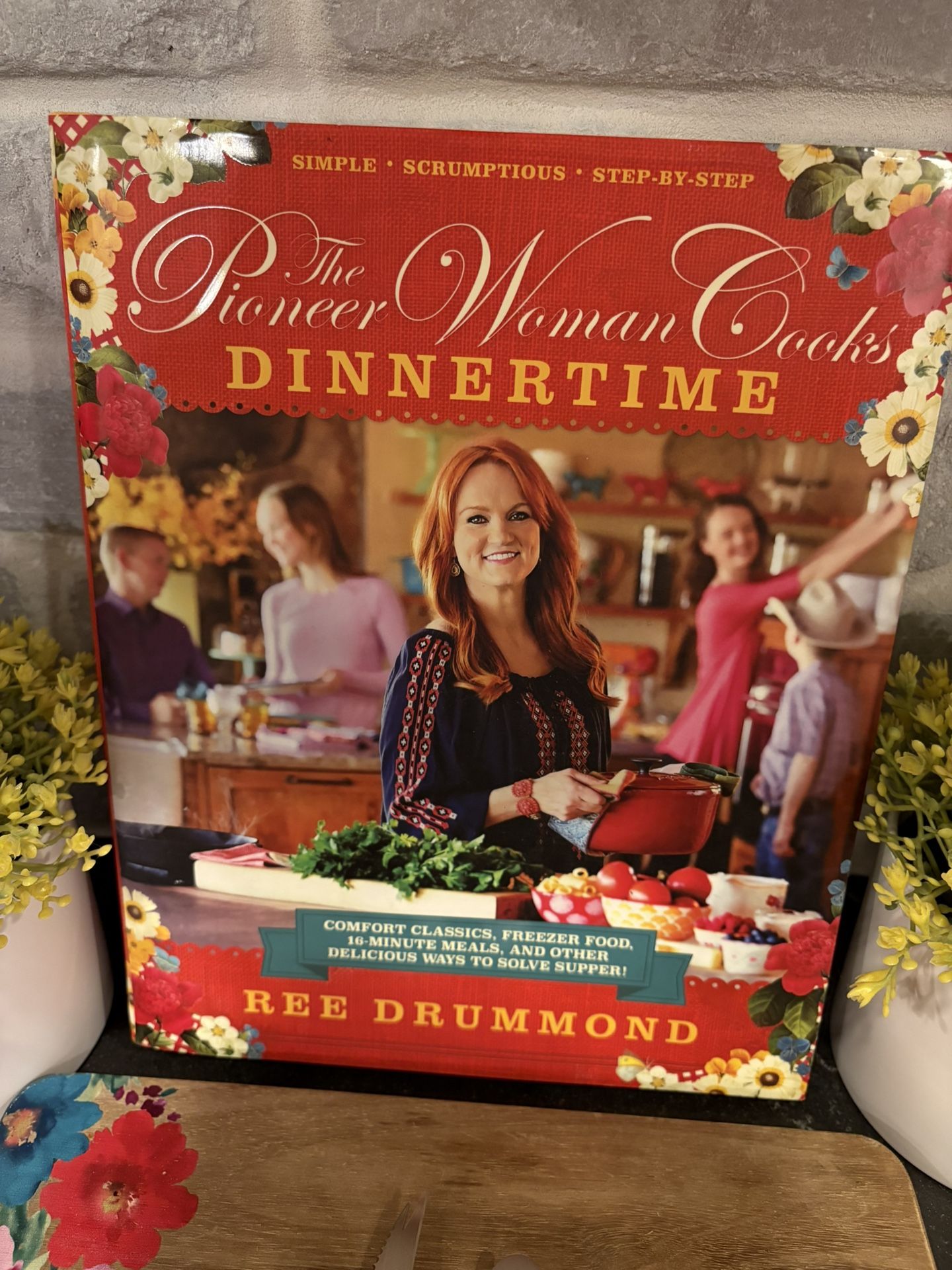 Brand New Pioneer Woman Cookbook - Dinnertime -  Christmas Gift- Simi Valley 