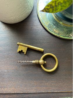 Vintage Brass Skeleton Key Corkscrew Wine Bottle Opener Bar