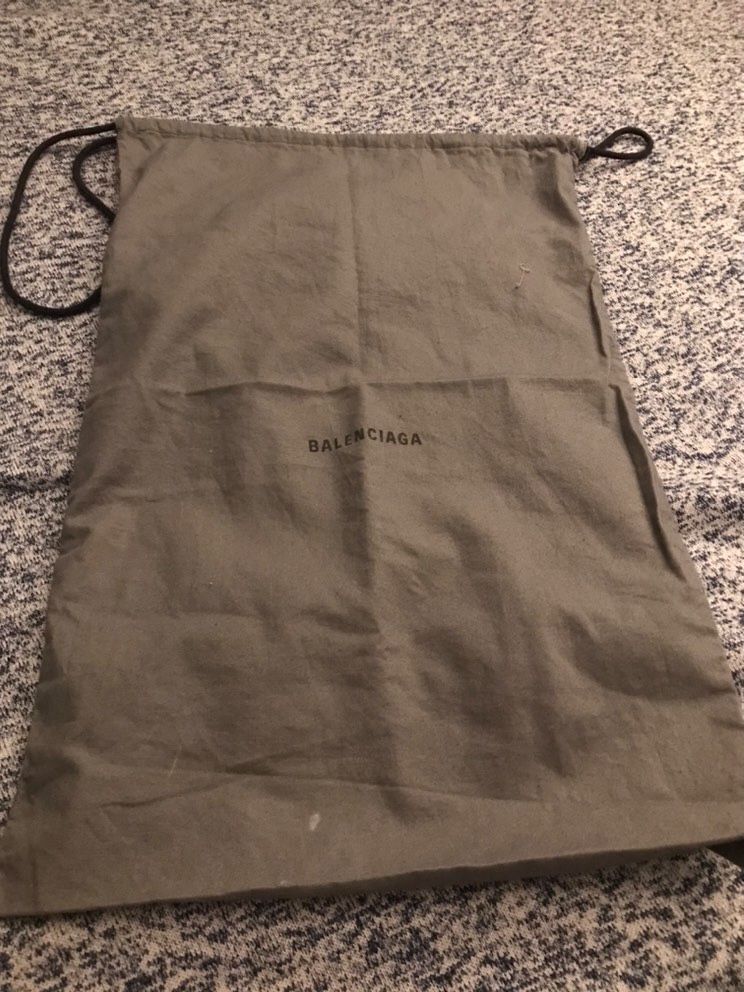 Balenciaga Tracks