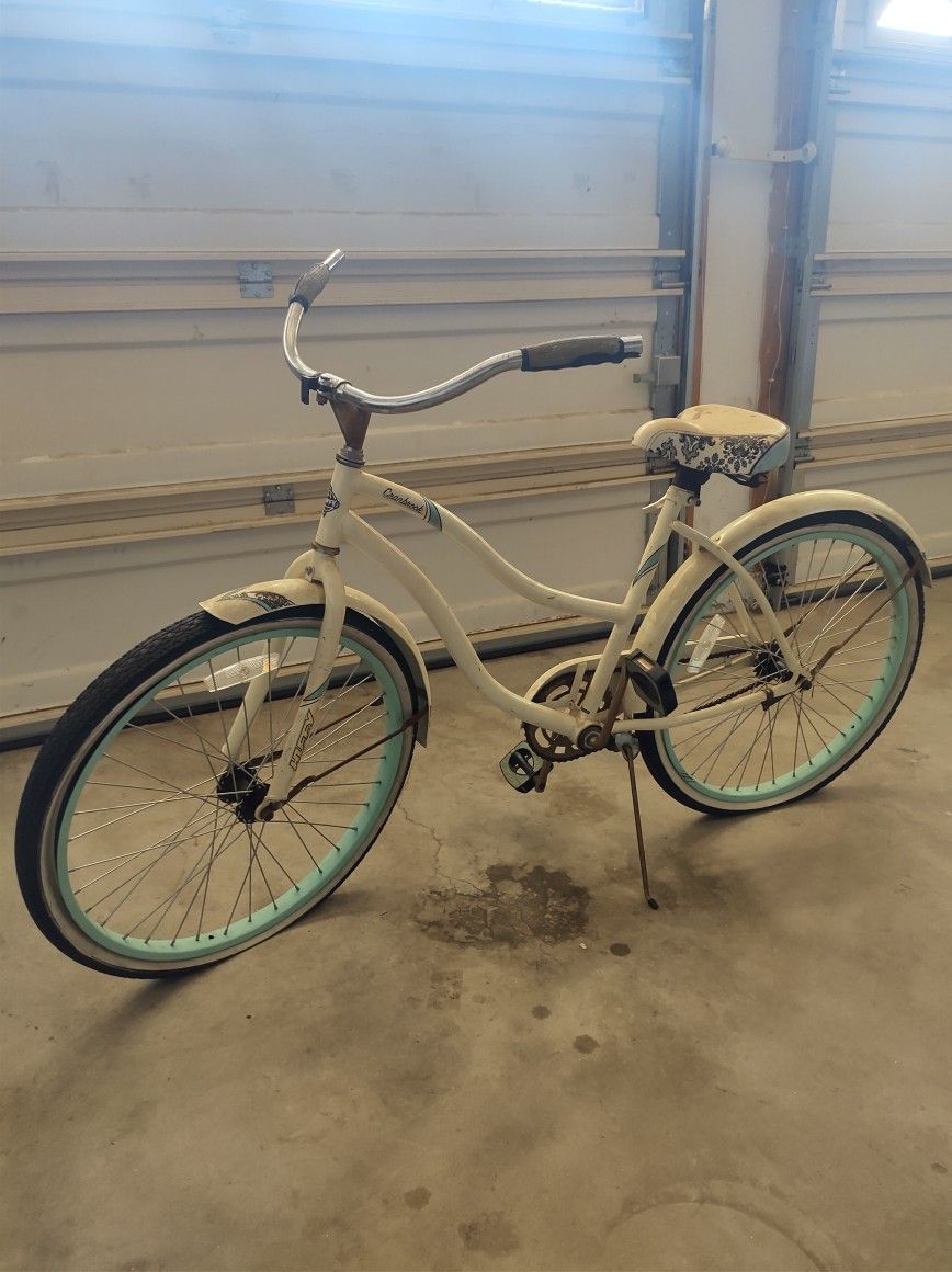 Cranbrook Huffy Beach Cruiser Bike!!