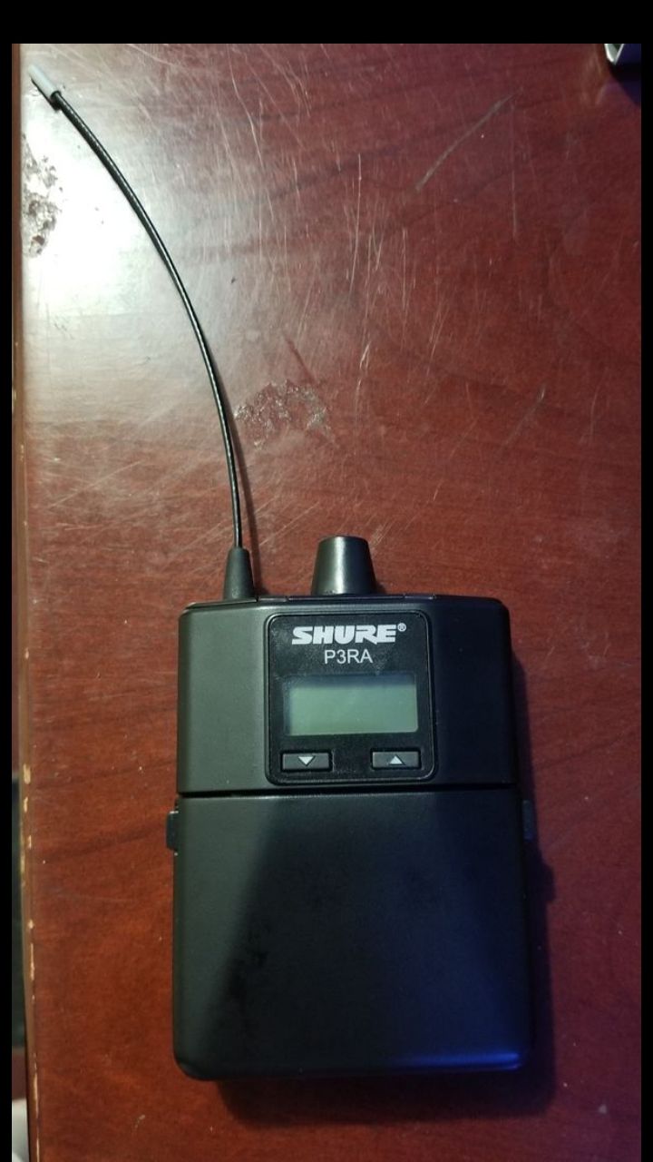 Shure P3RA Wireless Bodypack Receiver - G20 Band