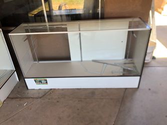 Display cabinets