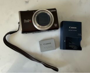 Canon PowerShot SX200 IS  12.1MP w Charger and Battery - Camera & Flash Working