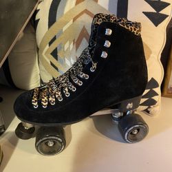 Moxi rollerskates