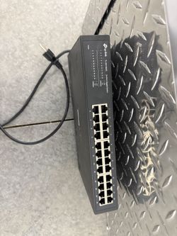TP-Link 24-Port Gigabit Switch