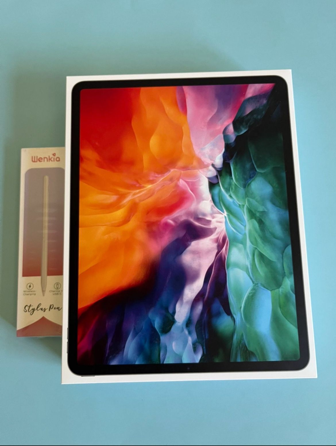 Apple iPad Pro 12.9” 4th Generation 256GB With Keyboard, Pen And Accessories