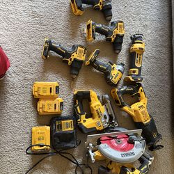 Dewalt tool sets charger and batteries