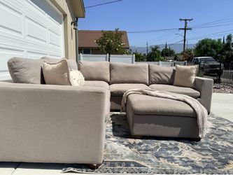 NEW Costco Thomasville gray sectional DELIVERY AVAILABLE