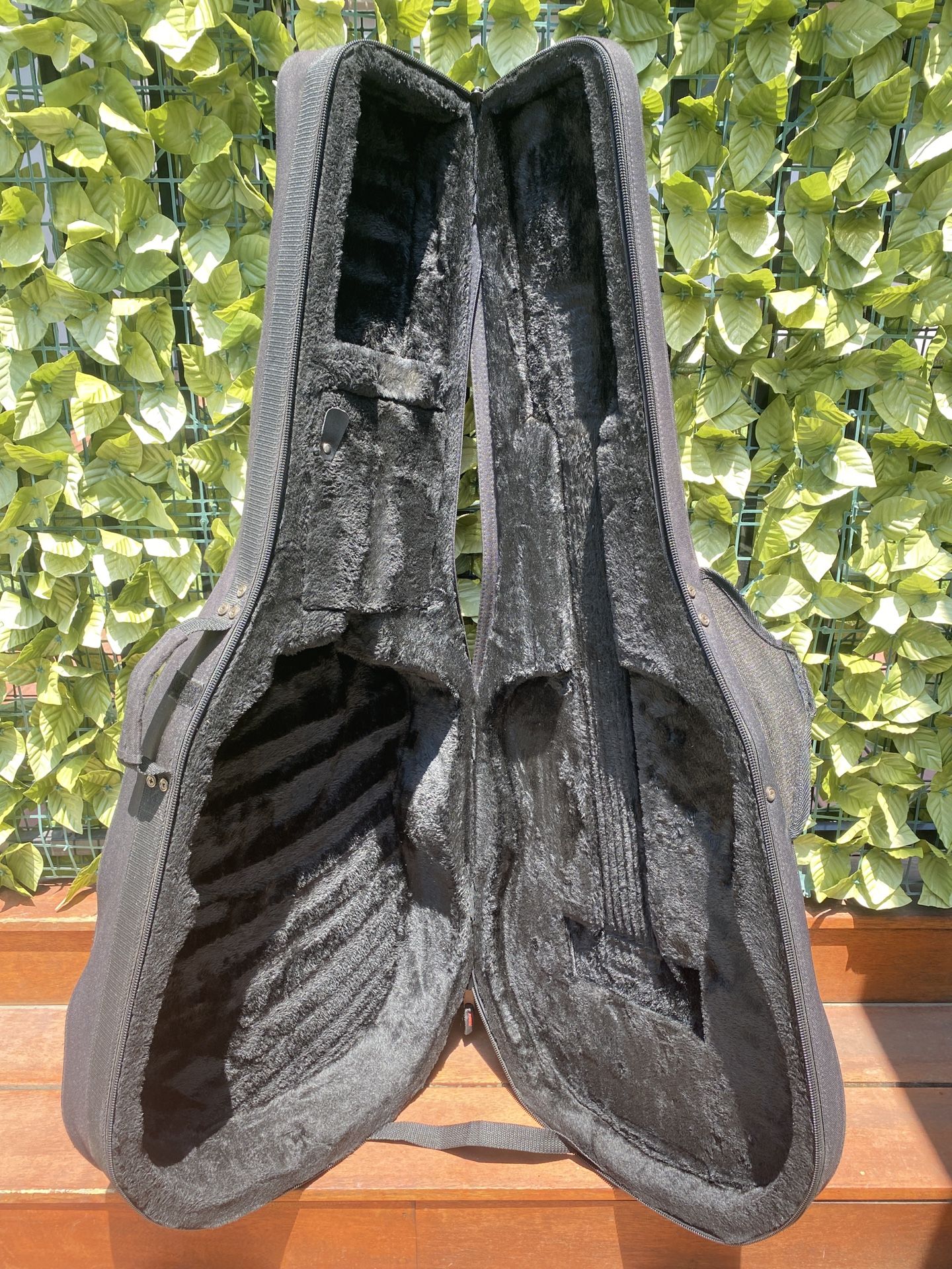 Gator Acoustic Guitar Backpack Case