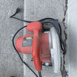 Black And Decker Saw