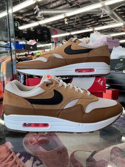 Nike Air Max 1 Essential British Tan Light Bone