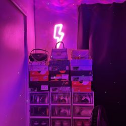 amazon pink led lightning bolt *ONLY*