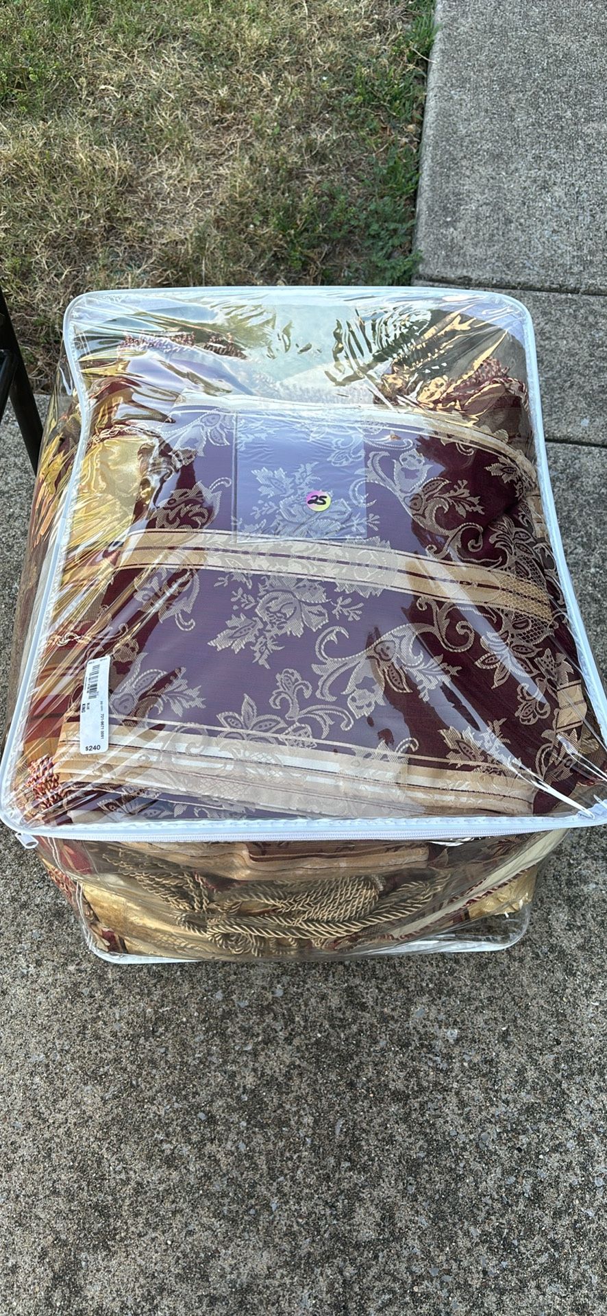 Comforter And Pillow Sham Bed Skirt And Curtains