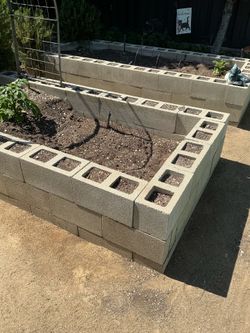 8x8x16 concrete blocks