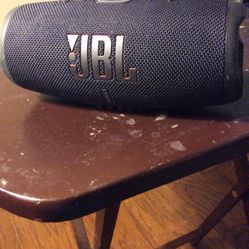 JBL Portable Bluetooth Speaker